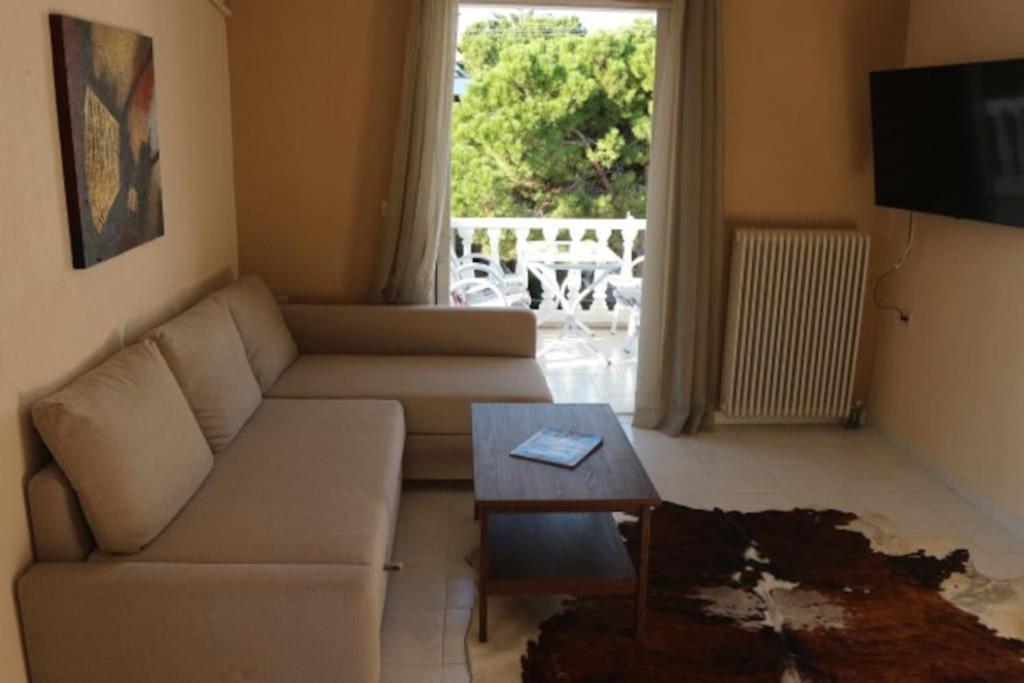 Anestis Apartment Akrata Exterior photo